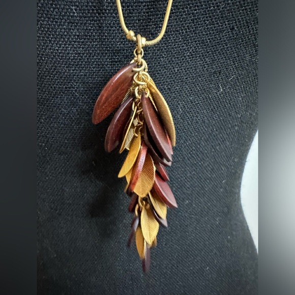 Pilgrim Gold Plated Flowers & Enamel Leaves Necklace & Bracelet - Picture 9 of 15